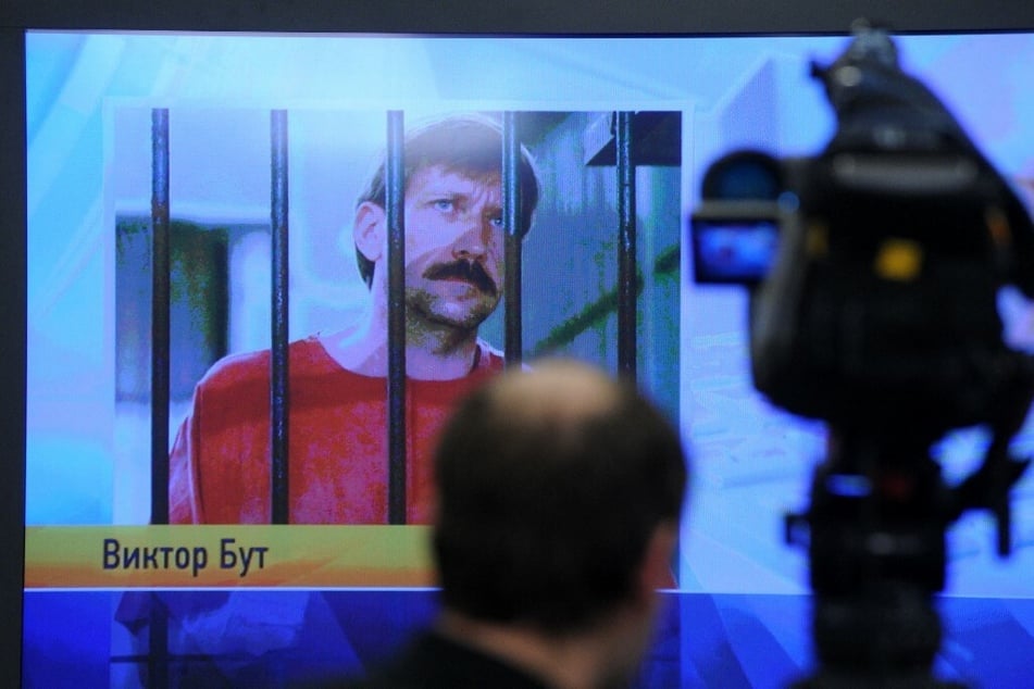 Convicted arms dealer Viktor Bout has reportedly been offered up as part of a prisoner swap.
