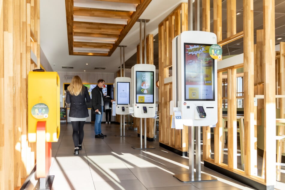 Die McDonald's Filiale in Ottendorf-Okrilla erfreut sich seit ihrer Eröffnung über regen Besuch und sucht deshalb Verstärkung für das Team.