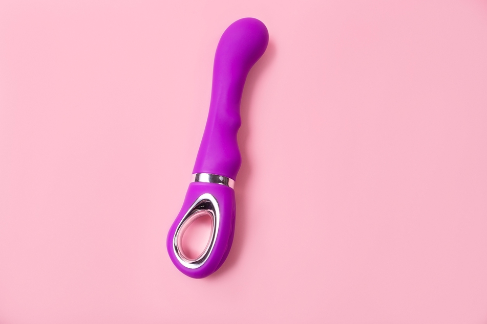 Vibratoren stimulieren primär die Klitoris, können aber auch vaginal und anal verwendet werden.