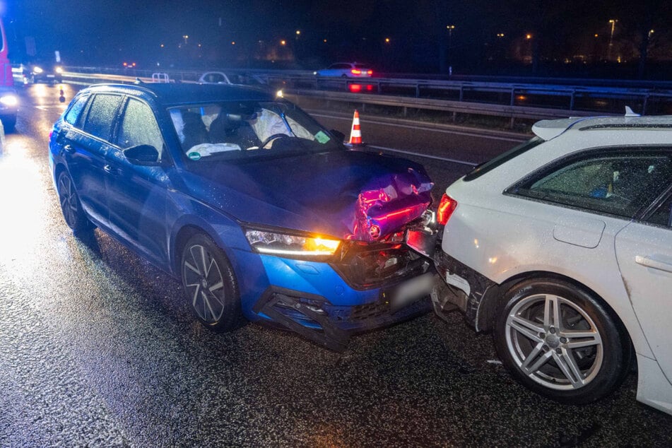 Im Rückstau stieß ein Skoda bei Leipzig-Mitte gegen einen Audi.