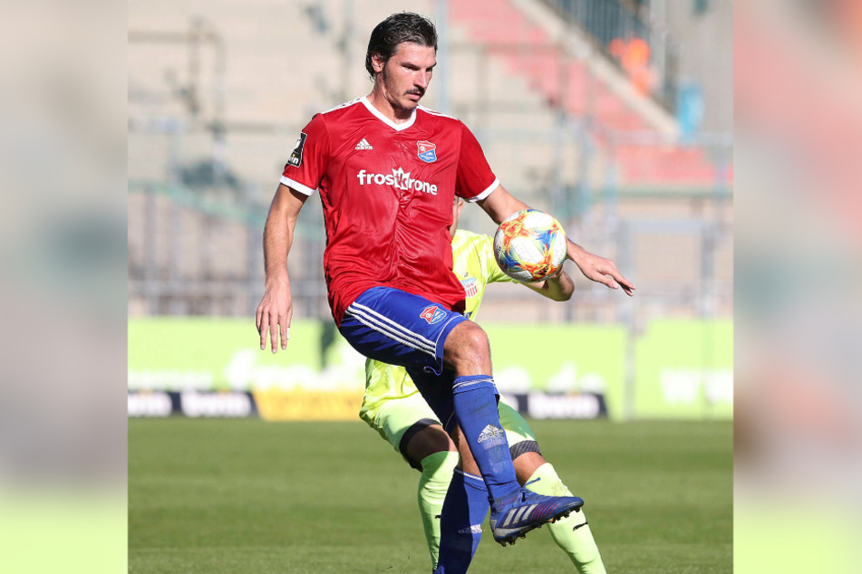 Beherrscht den Ball: Dominik Stroh-Engel.