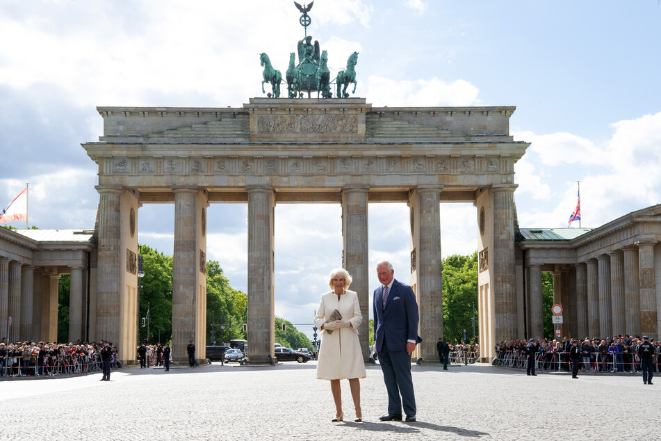 Es wäre nicht der erste Besuch von Charles und Camilla in Deutschland, aber der erste als amtierendes Königspaar. (Archivbild)