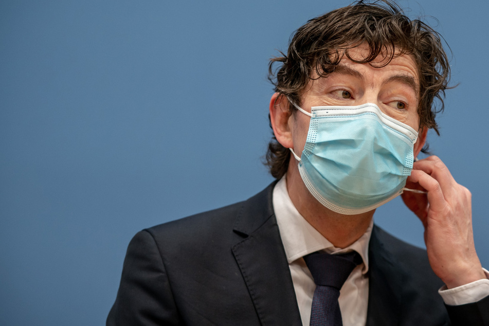 Christian Drosten hat in seinem Corona-Podcast einen Ausblick gegeben, wann die Bevölkerung in Deutschland immun gegen das Coronavirus sein wird.