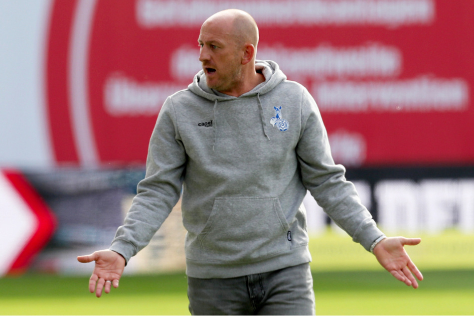 Torsten Lieberknecht (47) wurde am 10. November als MSV-Coach entlassen. Seitdem holte Duisburg aber auch nur einen Punkt in drei Spielen.
