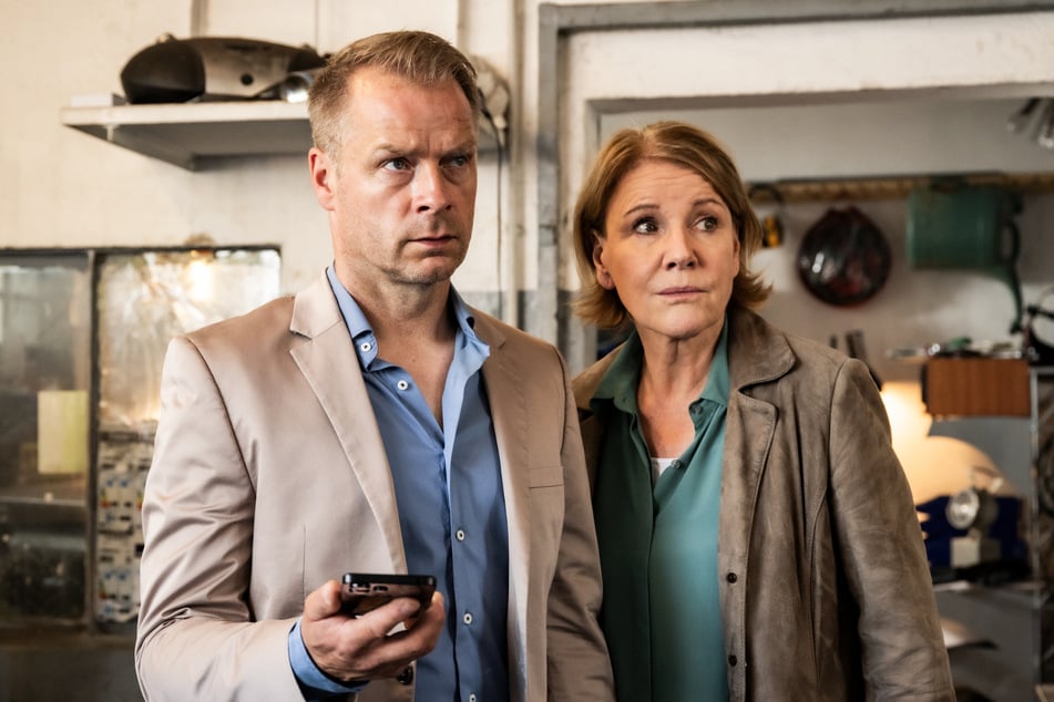 In der ZDF-Serie "Marie Brand" löst Millowitsch gemeinsam mit Schauspiel-Kollege Hinnerk Schönemann (50) jeden noch so schwierigen Fall.
