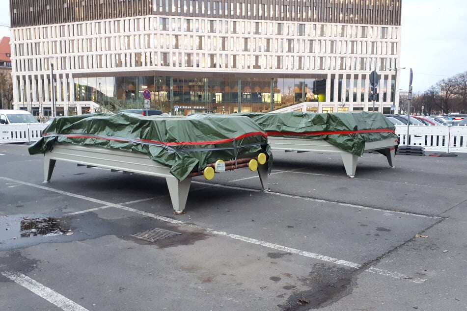 Der Transport der vermuteten Bauteile verzögert sich.