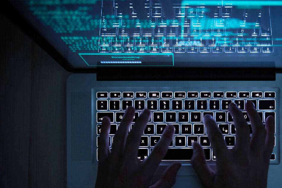 Hacker greifen die Bundeswehr an: Spitzenpolitiker in Gefahr?