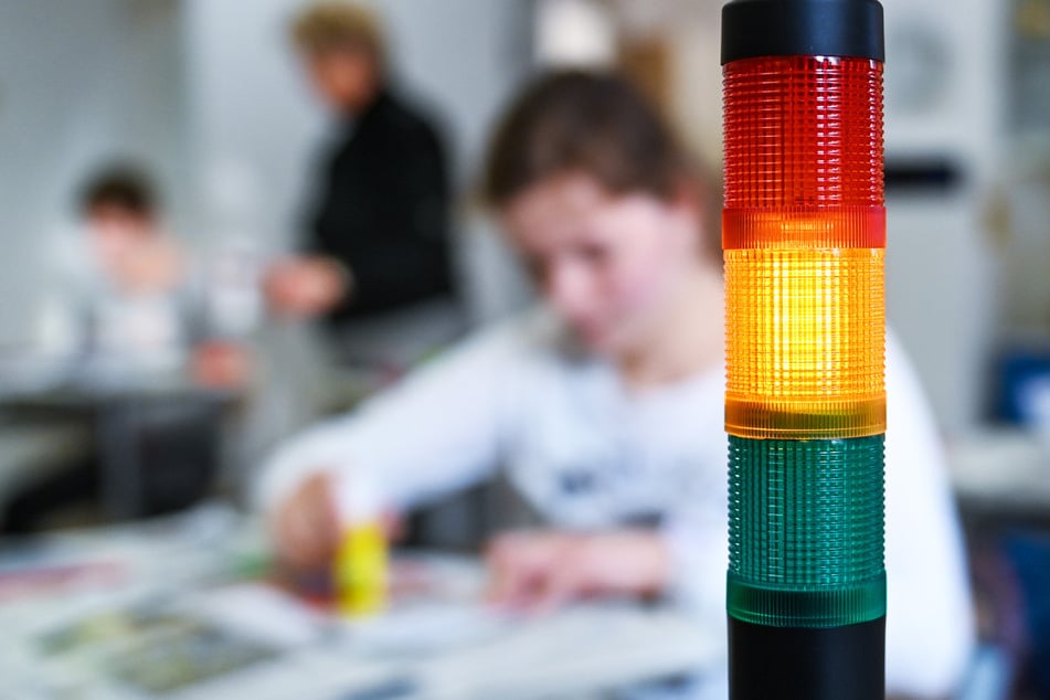 Ampeln in Sachsens Schulen: Grünes Licht bei corona-freier Luft im Klassenzimmer