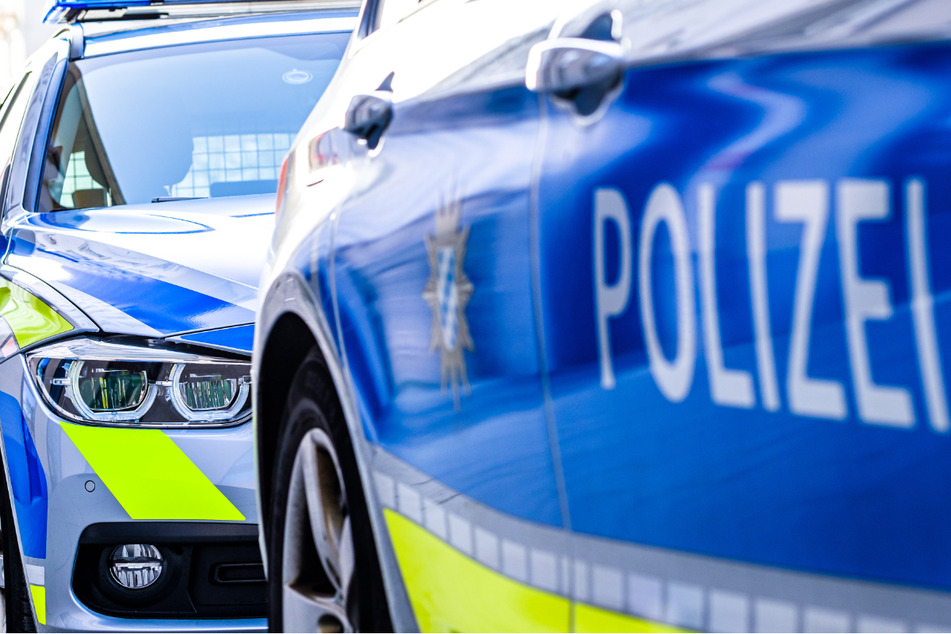 Polizisten konnten immerhin zwei der Täter stellen (Symbolbild).