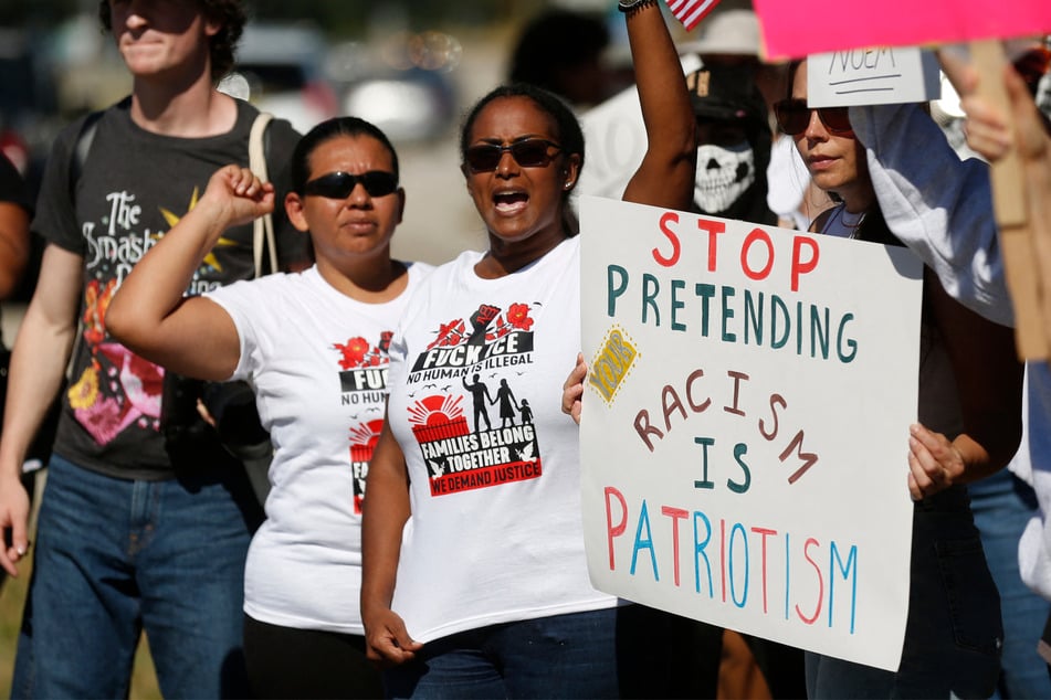 Mexico responds to suspicious death of citizen in ICE custody: "Unacceptable"