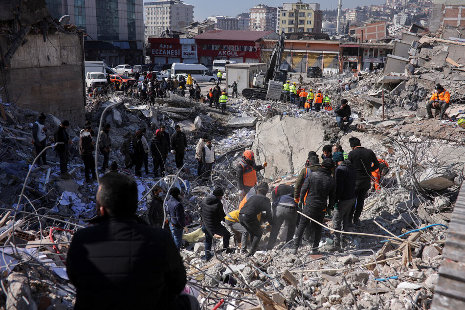 Search and rescue operations in the aftermath of Monday's quake continue in Kahramanmaraş, Turkey, but hopes of finding survivors are fading.