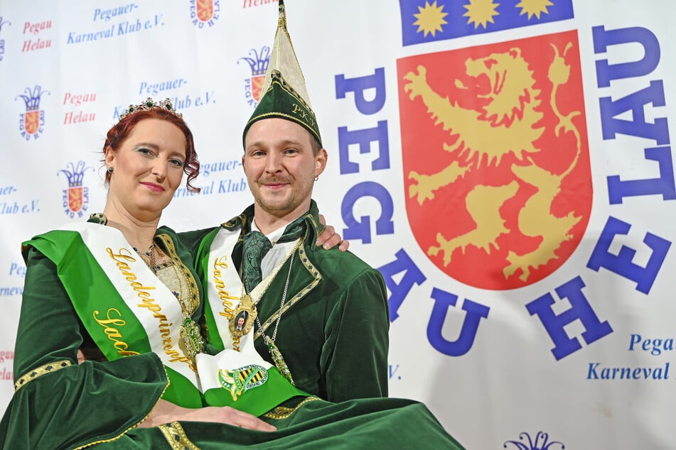 Das Prinzenpaar Désirée und Simon Kremers des Pegauer Karneval-Klubs ist das erste gewählte Landesprinzenpaar in Sachsen.