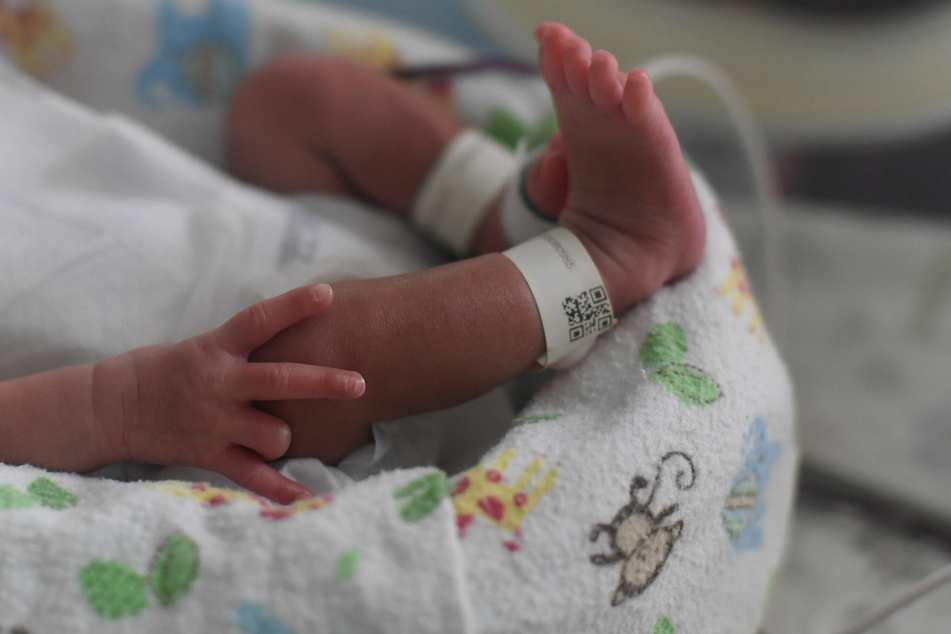 Singapore baby born with coronavirus antibodies fascinates doctors