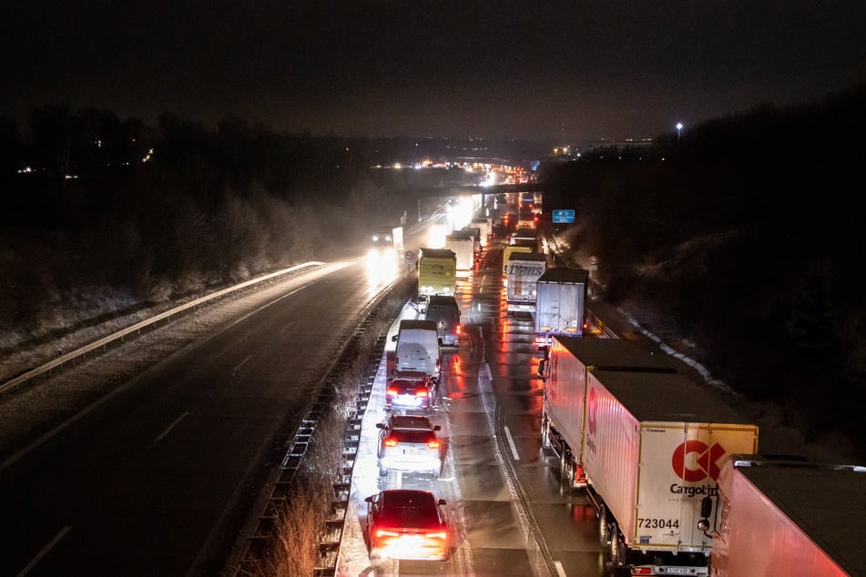 Chemnitz: Nichts geht mehr! Stauchaos auf Sachsens Autobahnen