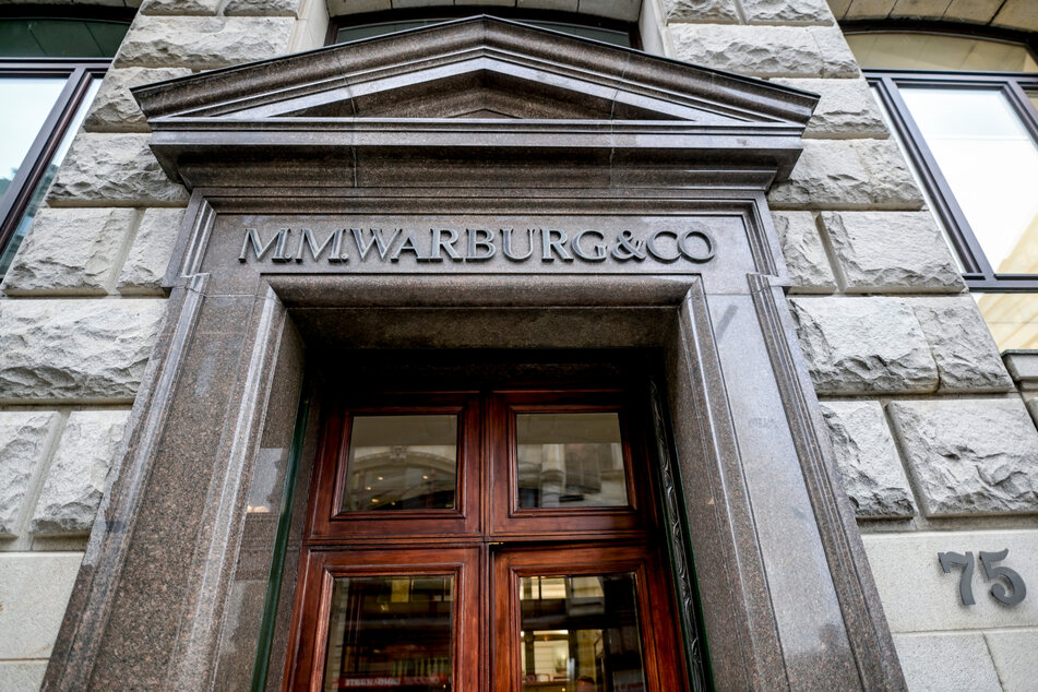 Die Hamburger Warburg Bank war tief verwickelt in die Cum-Ex-Machenschaften - und gut vernetzt mit Bürgermeister Olaf Scholz.