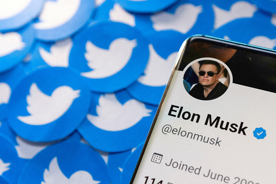Elon Musk's buyout rollercoaster gets speed boost from Twitter's board