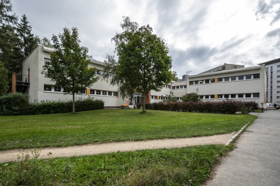 In diesem Gebäude an der Reichenhainer Straße befinden sich die beiden Kitas.