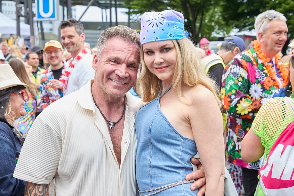 Peter Klein (58) und Yvonne Woelke (46) haben sich als Paar geoutet, nachdem Peter sich von seiner Frau Iris getrennt hat. (Archivbild)