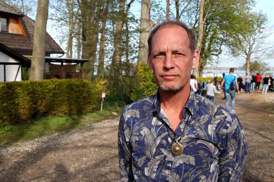 Meeresbiologe Fabian Ritter warnt vor einer riskanten Rettungsaktion.