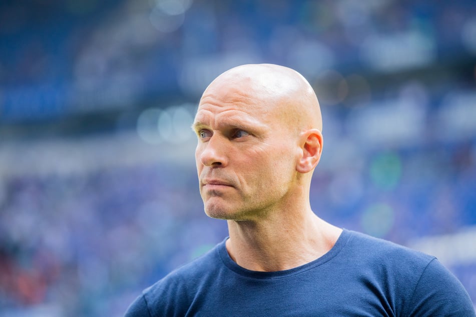 Ex-Dschungelcamper Thorsten Legat (56) musste sich zwei Augen-Operationen unterziehen.