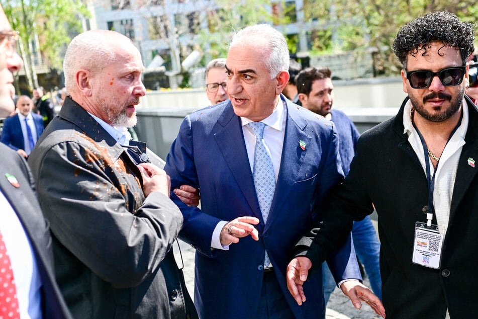 Beim Besuch des Schah-Sohns Pahlavi in Berlin ereignete sich ein Zwischenfall.