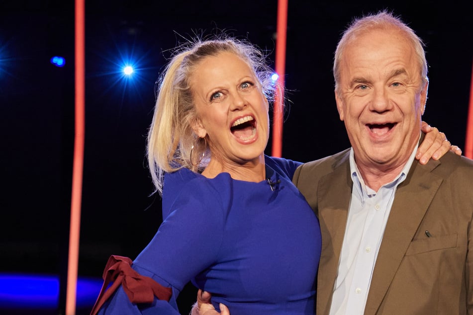 Moderiert wird die Sendung von Barbara Schöneberger (51) und Hubertus Meyer-Burckhardt (69).