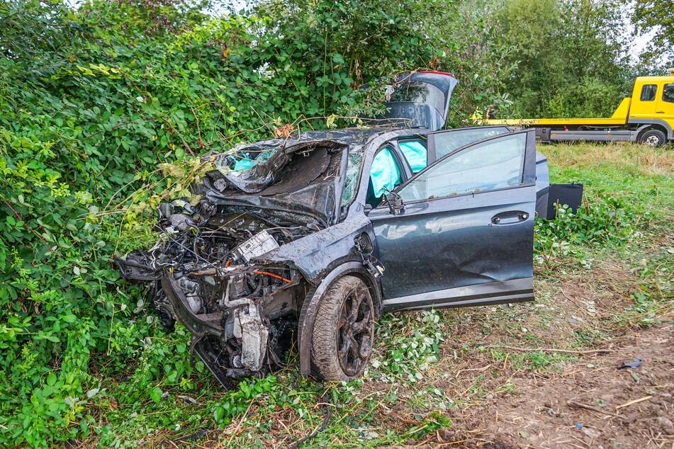 Der Cupra sowie der Renault wurden beschlagnahmt.