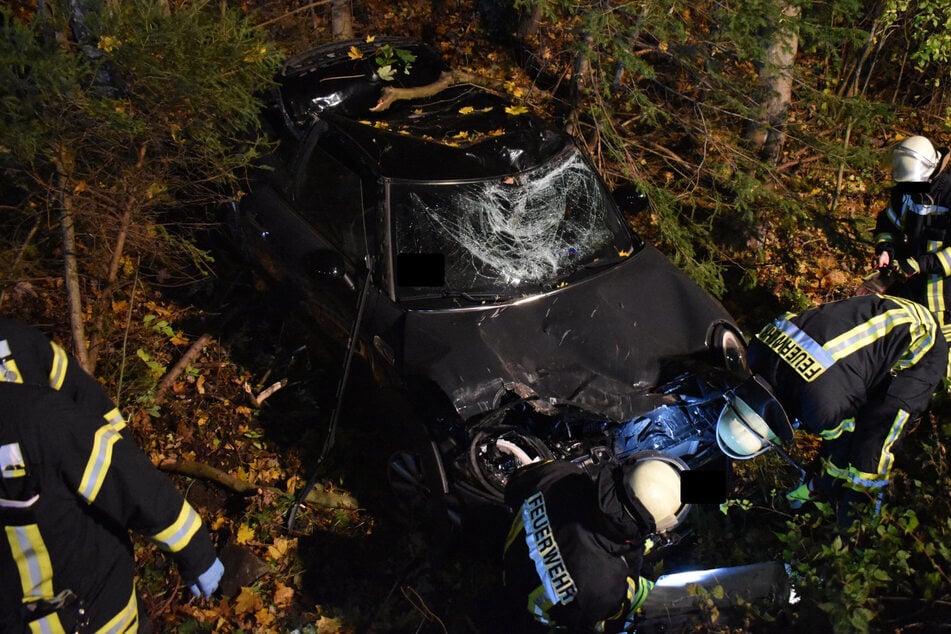 Auto überschlägt sich im Harz: 17-Jährige schwer verletzt