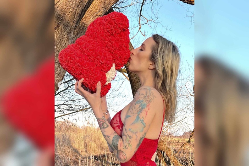 Porno-Darstellerin Hanna Secret (26) suchte am Valentinstag nach ihrem "Valentinsbärle".