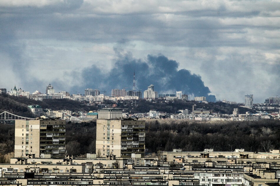 Am vergangenen Donnerstag hatten russische Truppen einen Angriff auf die Ukraine gestartet und drangen in die Hauptstadt Kiew vor.