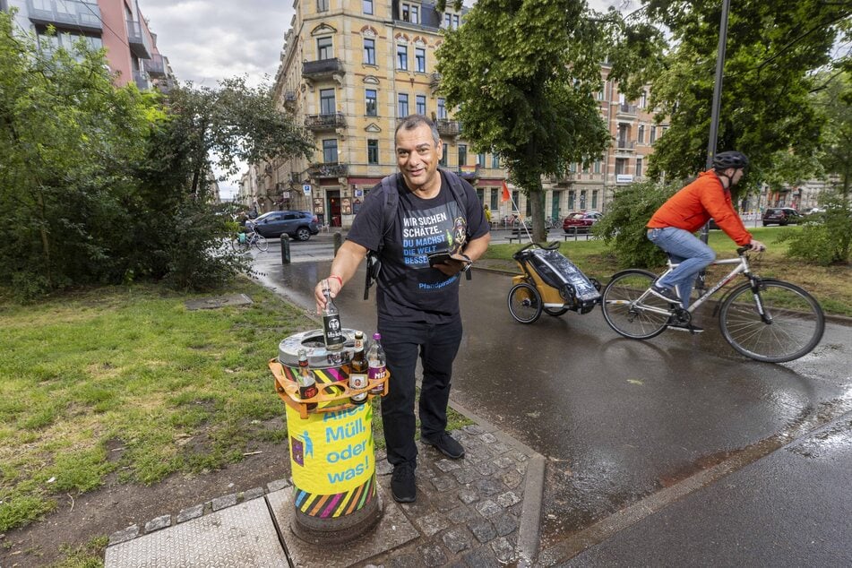 Der Alaunpark in der Neustadt ist ein Hotspot für Pfandsammler.