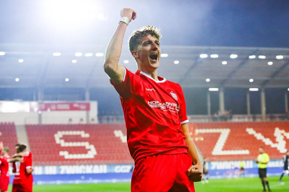 Acht Tore, sieben Vorlagen: Lukas Eixler (22).