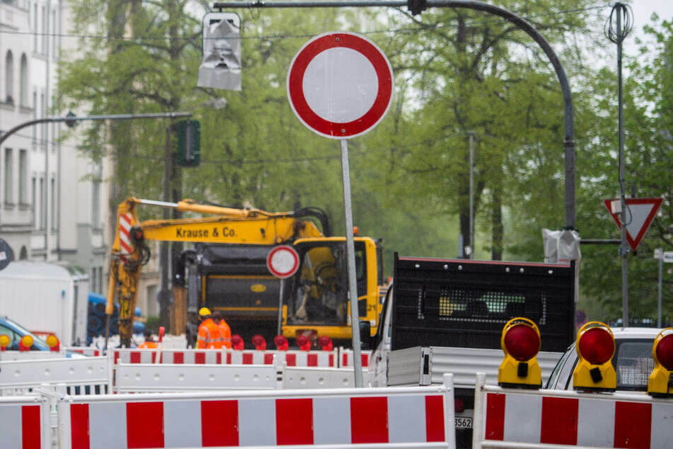 Neue Baustellen in Chemnitz: Ab Montag wird unter anderem die Waldenburger Straße voll gesperrt.