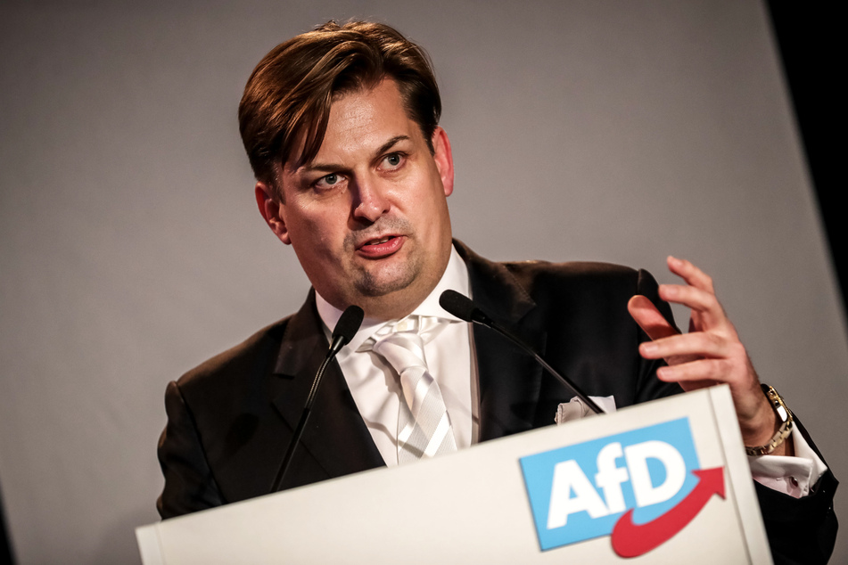 Maximilian Krah (47, AfD) will erneut ins Europäische Parlament gewählt werden.