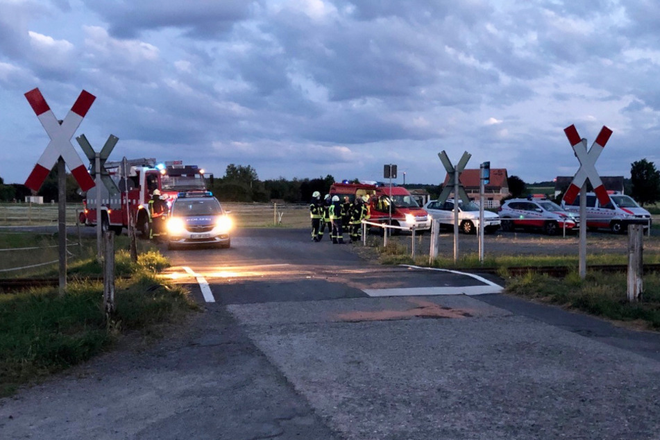 Die Bahnstrecke bei Fritzlar wurde nach dem Unfall vorübergehend gesperrt.