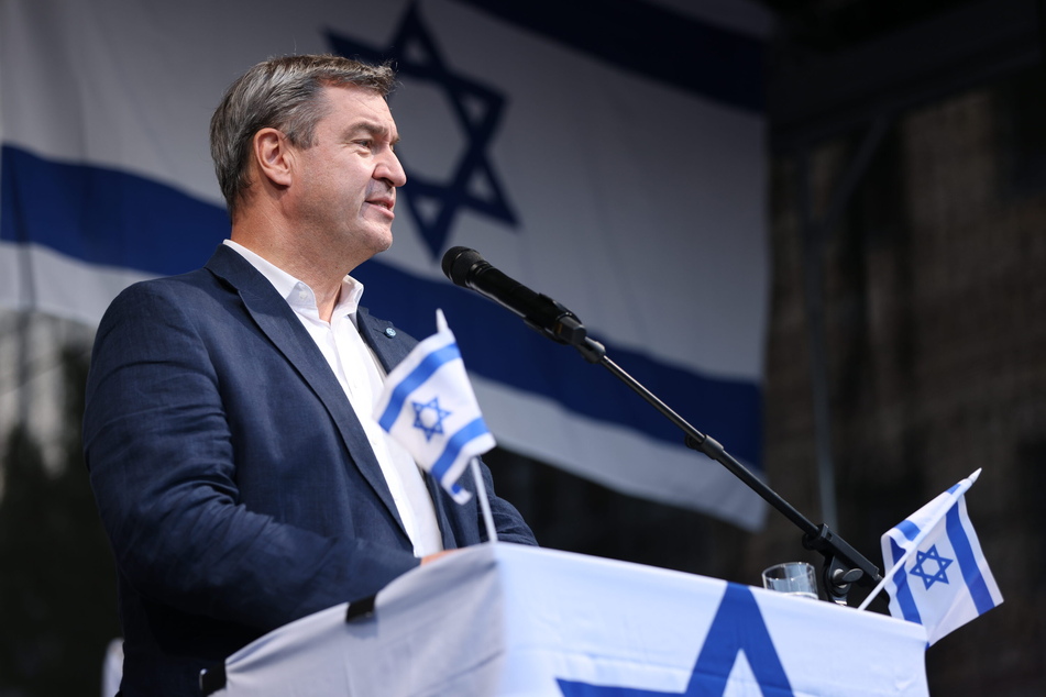 Ministerpräsident Markus Söder (56) forderte in Nürnberg ein Verbot von Organisationen mit Hamas-Bezug.