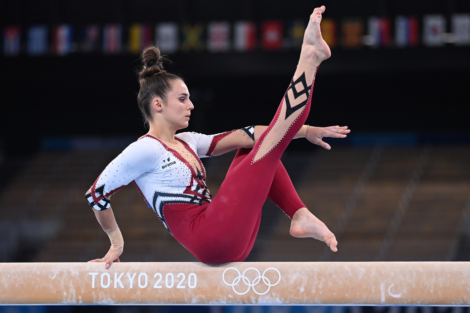 Nach ihrem Auftritt im Juli 2021 bei den olympischen Spielen in Tokio sicherte sich die Chemnitzerin Pauline Schäfer-Betz nun die Silbermedaille bei der Kunstturn-WM in Japan.