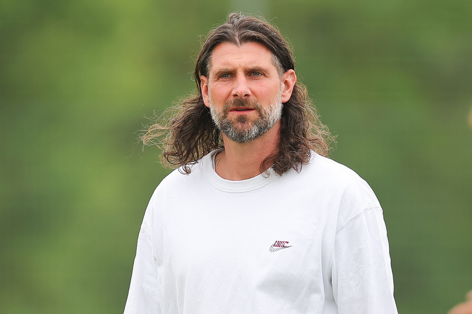 FSV-Sportdirektor Robin Lenk (42) erwartet in den kommenden Tagen mehrere Probespieler.
