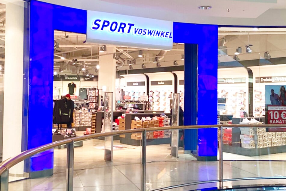 Findet Euren SPORT Voswinkel Store und spart massiv Bademode