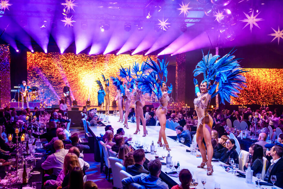 Dinnershow-Freikarten für Silvester gewinnen