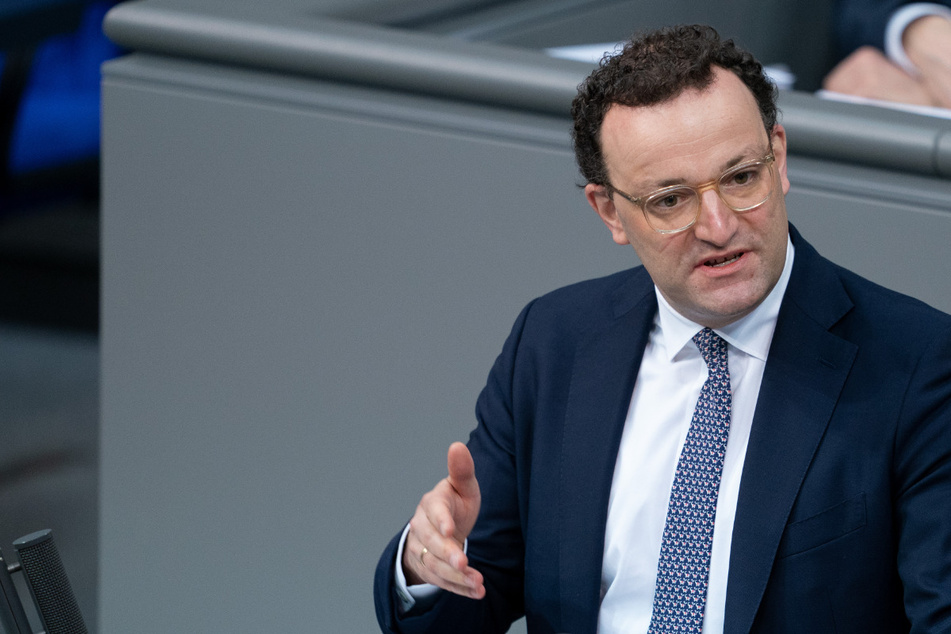 Spahn verteidigt Beschlüsse bei weiterem Corona-Vorgehen