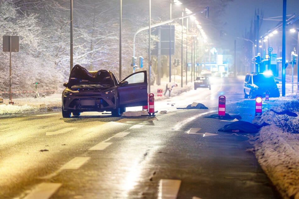 Die Polizei ermittelt bezüglich des tödlichen Unfalls im Frankfurter Stadtteil Bornheim derzeit in alle Richtungen und sucht dringend nach Zeugen.
