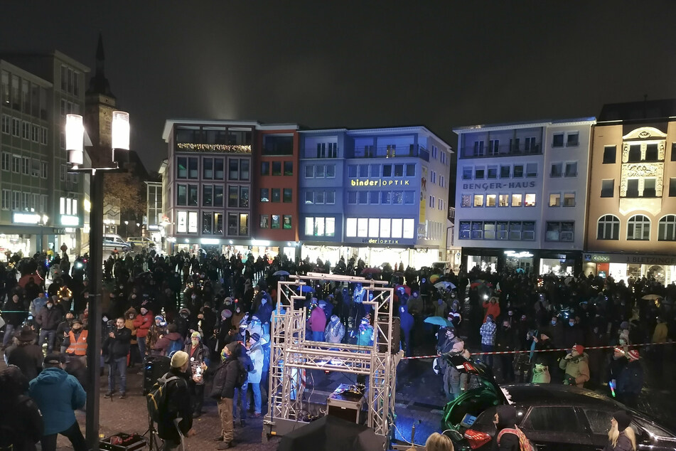 Die Demonstration auf dem Marktplatz in Stuttgart.