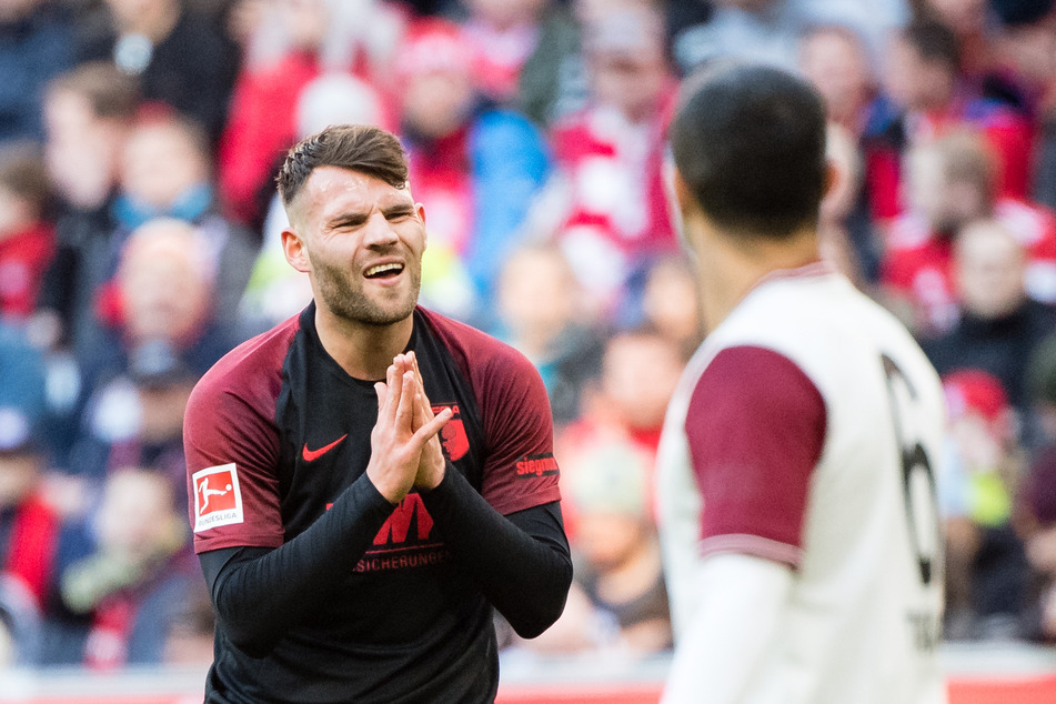 Bleibt Eduard Löwen länger beim FC Augsburg.