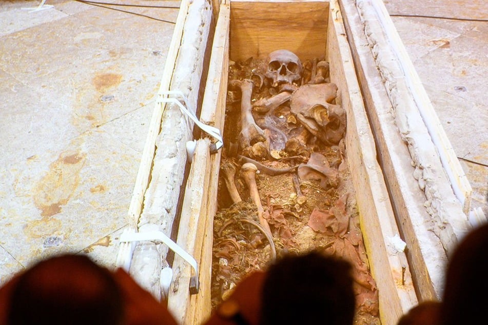 Die Gebeine des Kaisers liegen schon seit über einem Jahrtausend im Magdeburger Dom.