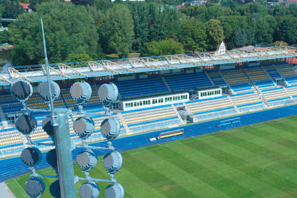 Die ad hoc Arena (Ernst-Abbe-Sportfeld) ist Schauplatz für die Partie zwischen Jena und Zwickau.
