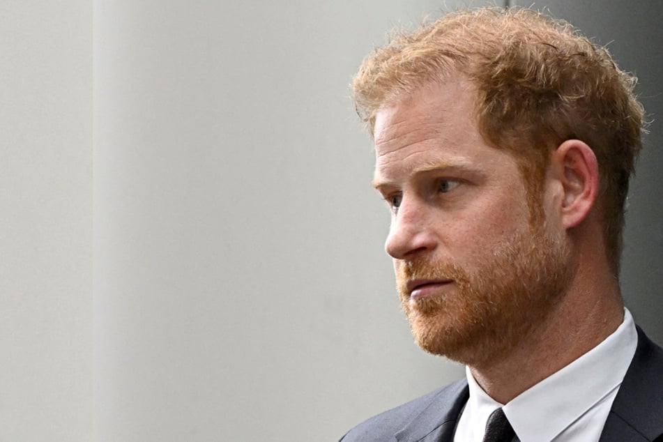 Prince Harry threatened by stripper seeking to share naked photos of him on OnlyFans