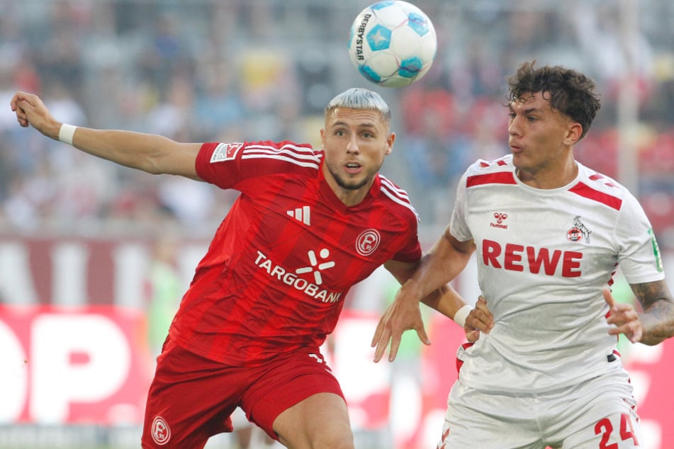 Julian Pauli (19, r.) vom 1. FC Köln laboriert seit Wochen an den Folgen einer schweren Gehirnerschütterung.