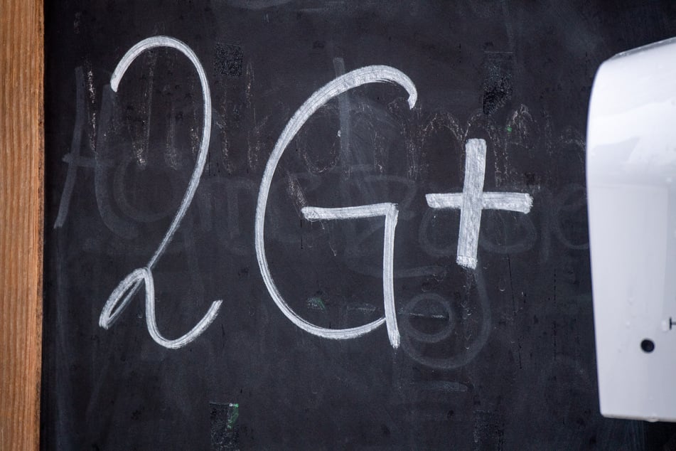 In Clubs, Bars und Diskotheken gilt nun die 2G plus-Regel. (Symbolbild)