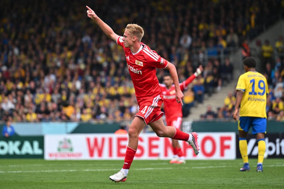 Zeno Van Den Bosch darf gleich in seinem ersten Pflichtspiel über seine erste Bude im Union-Trikot jubeln.